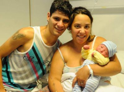 Un beb� apurado no lleg� a la maternidad y naci� en el taxi