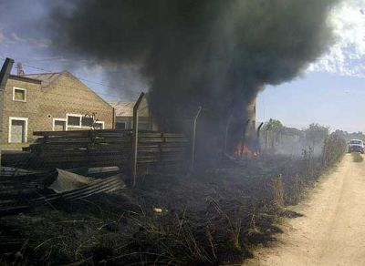 Incendio de pastizales en inmediaciones del Pikelado