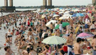 Ba�istas colmaron las playas el fin de semana