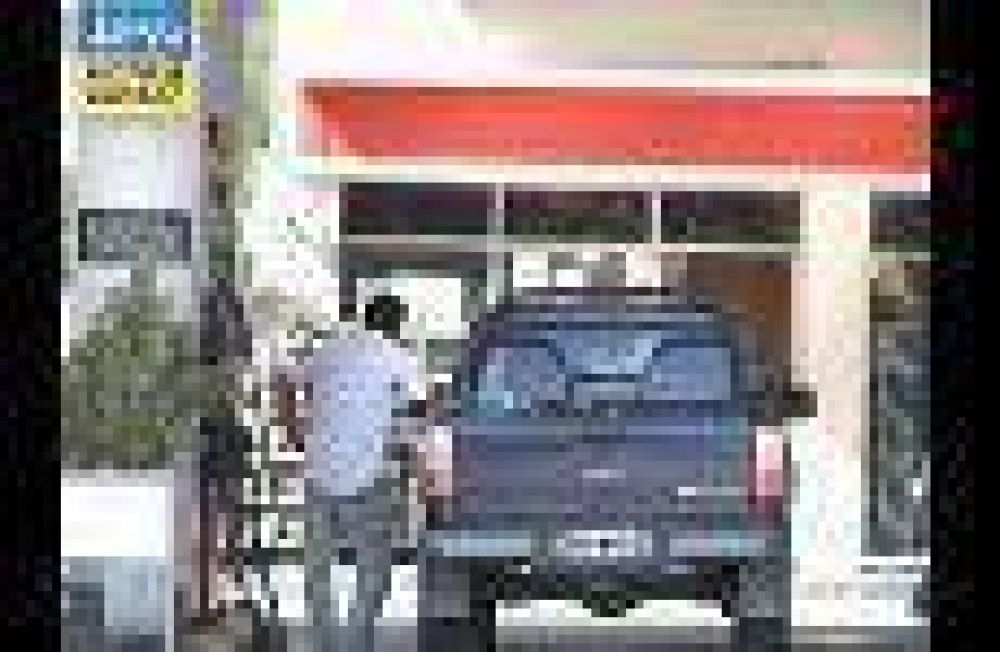 "Sequ�a" de naftas en San Rafael en las estaciones de Shell