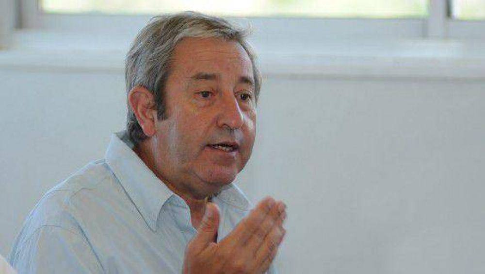 Cobos: "Echegaray no tiene problemas para conseguir divisas"