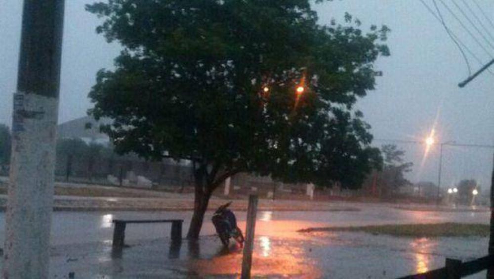Feroz tormenta azot� los departamentos Copo y Alberdi