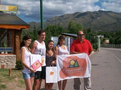 Llegaron los primeros turistas del a�o a Potrero de los Funes