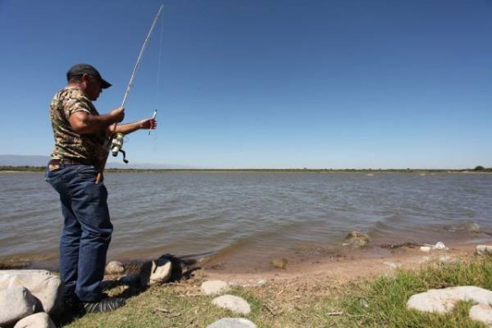 Ya est� habilitada la pesca deportiva en toda la provincia