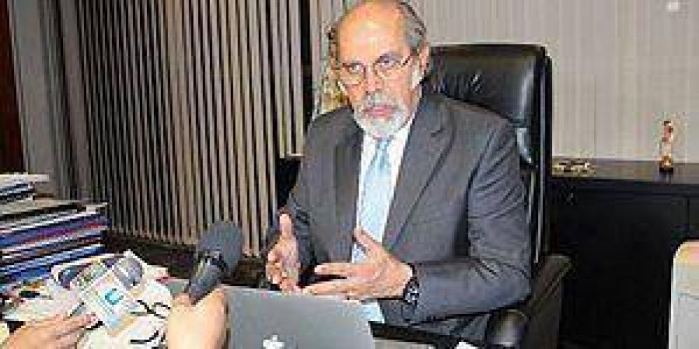 El Ministro de Econom�a de la provincia confirm� la compra de terrenos
