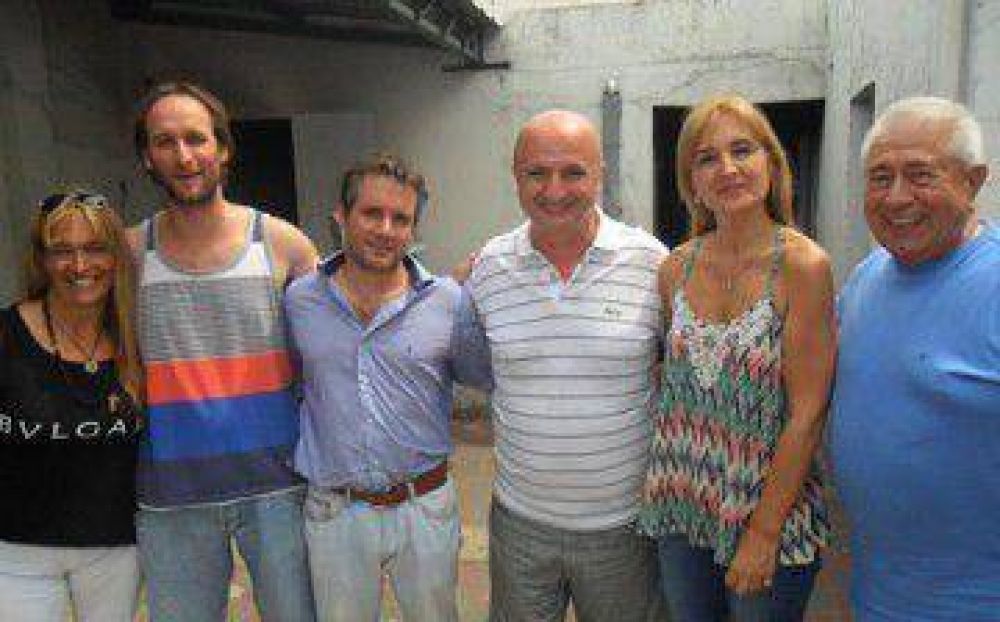 Russo: �En el 2014 vamos a ganar las calles de Lan�s�