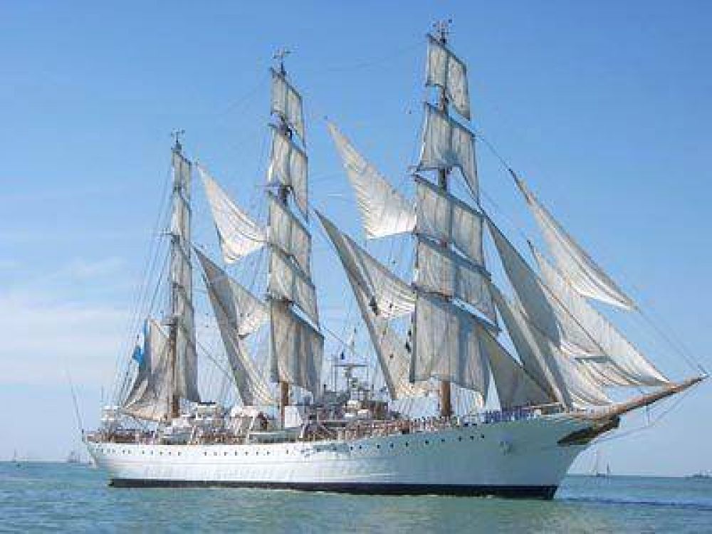 La fragata "Libertad" vuelve a Mar del Plata
