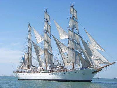 La fragata "Libertad" vuelve a Mar del Plata