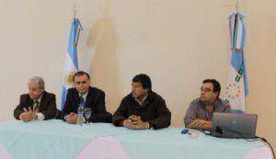 Buscan introducir productos innovadores como adoquines cer�micos