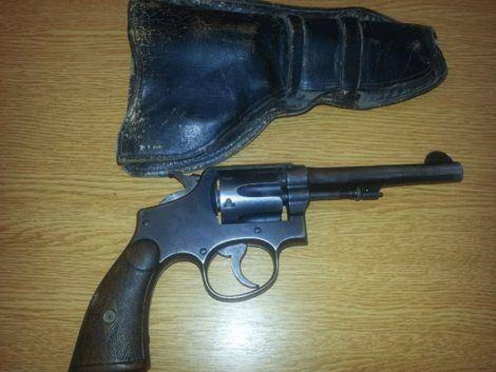 Allanamiento con secuestro de arma de fuego 