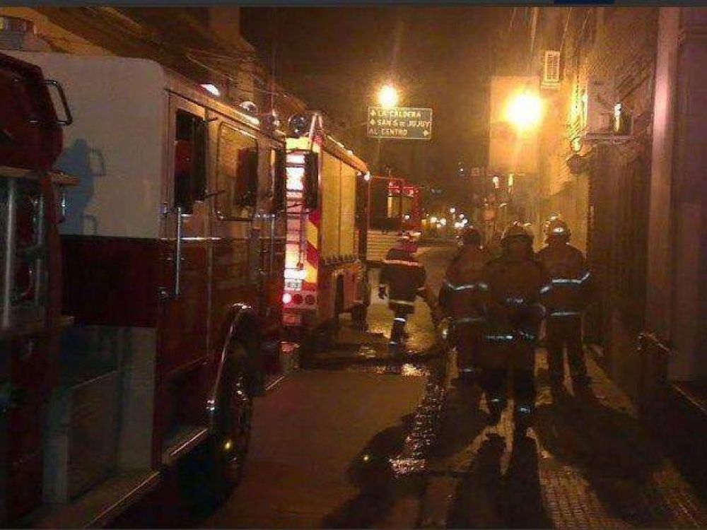 Habr�an intentado prender fuego una vivienda ubicada en el microcentro