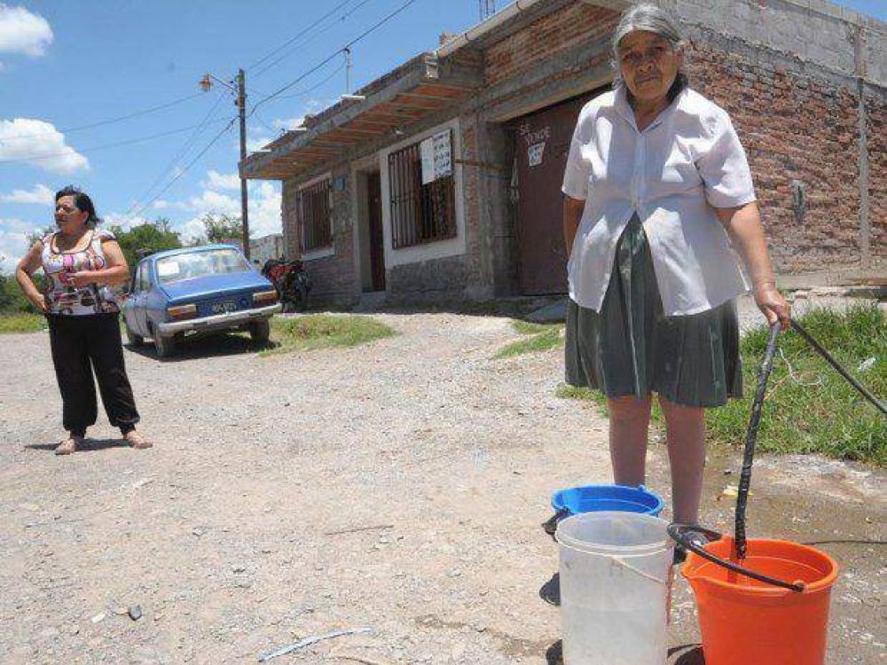 Sin agua ni luz: la pesadilla de fin de a�o para muchos salte�os