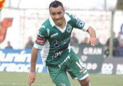 �Popi� Quiroga fue tentado por Platense