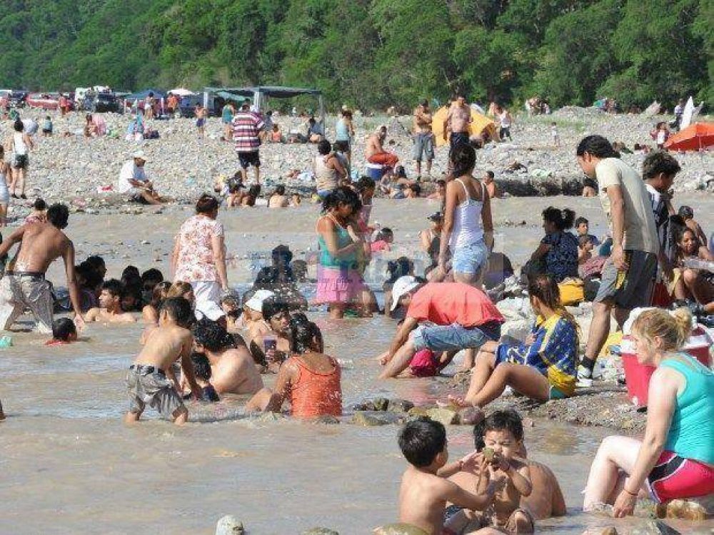 Los salte�os arrancaron el 2014 a pleno sol