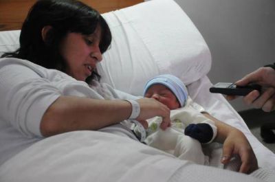 Santino Leonel es el primer beb� del 2014