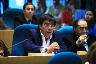 Contreras dijo que �las puertas del FpV est�n abiertas� para Peralta