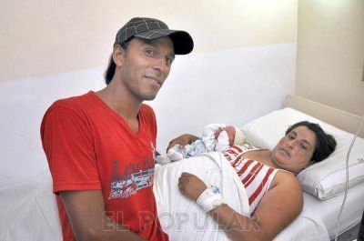 El primer beb� del a�o naci� en el Hospital Municipal
