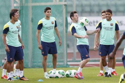 Lionel Messi volvi� a entrenarse con Barcelona y se mostr� recuperado de la lesi�n