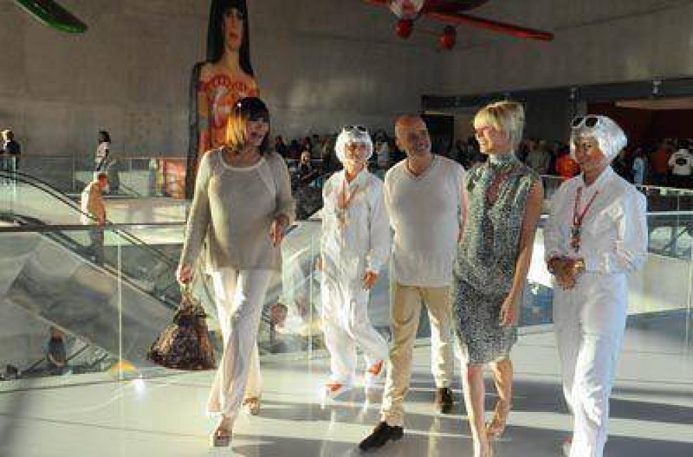 Rabolini visit� el Museo de Arte Contempor�neo
