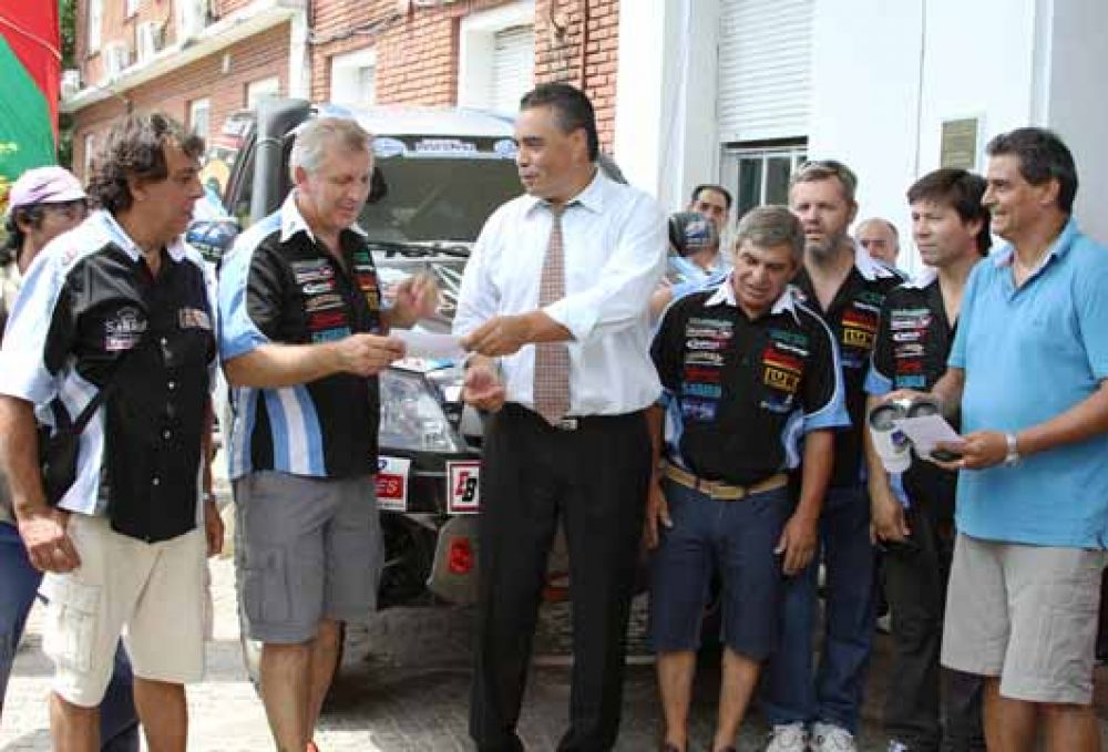 Representante Pace�o en el Dakar 2014