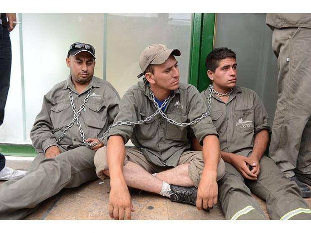 No hubo arreglo con los municipales de Lavalle y contin�a el conflicto