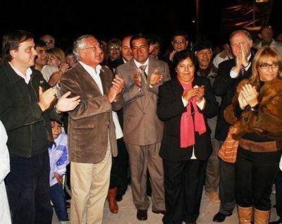 Inauguraron un establecimiento educativo en El Piquete 