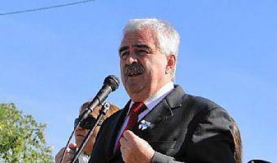 El intendente de Saavedra, Hugo Corvatta respald� a Mariotto