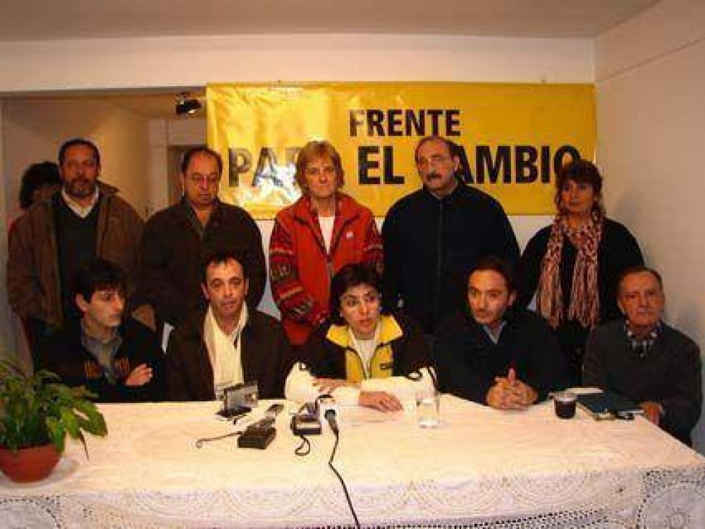Una nueva denuncia por agresiones en la campa�a Amenazas a militantes del Frente para el Cambio 