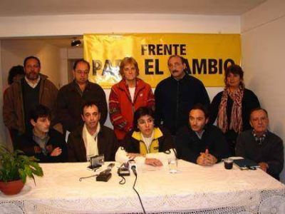 Una nueva denuncia por agresiones en la campa�a Amenazas a militantes del Frente para el Cambio 