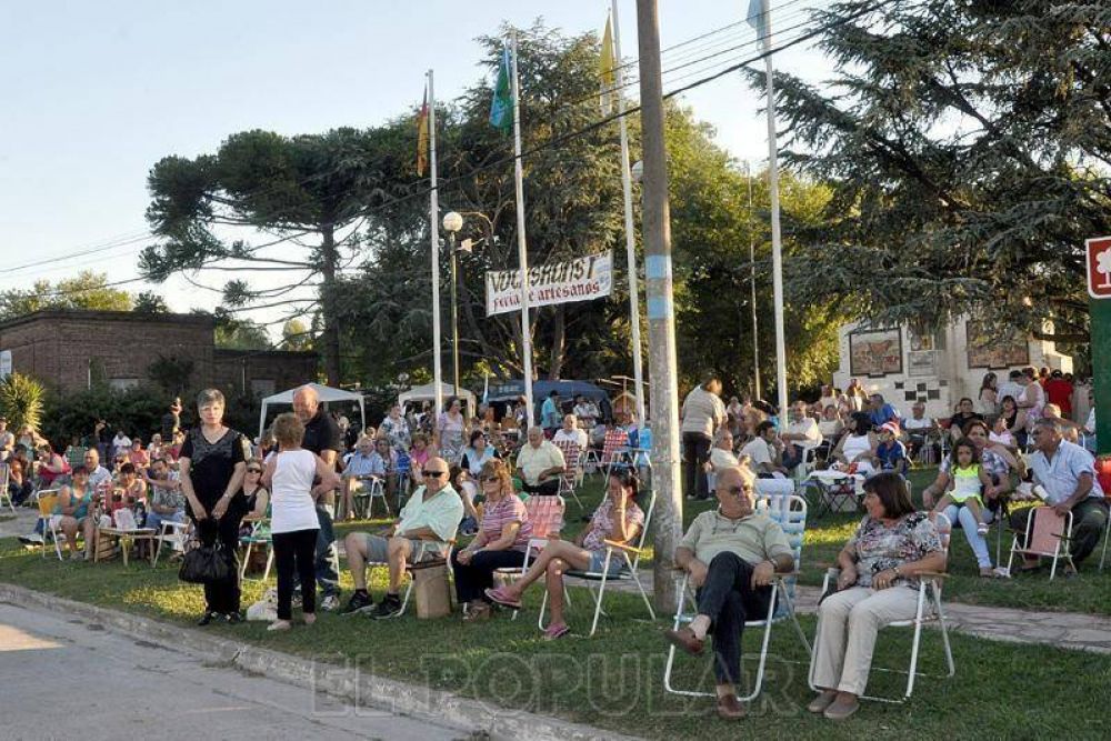 El domingo Colonia Hinojo celebra sus 136 a�os