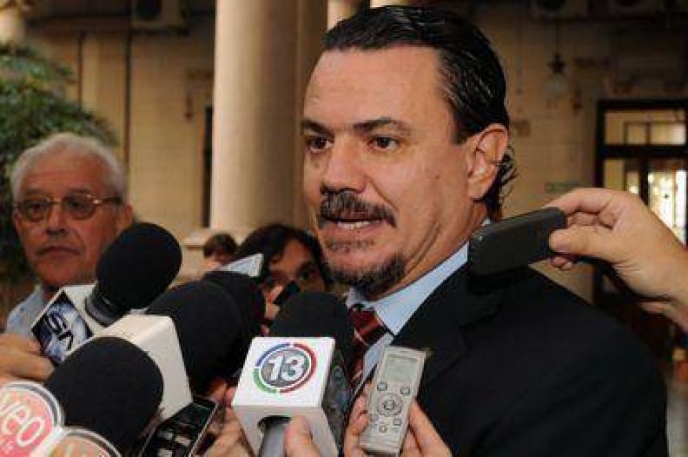 "Actuamos a pedido de la Justicia"