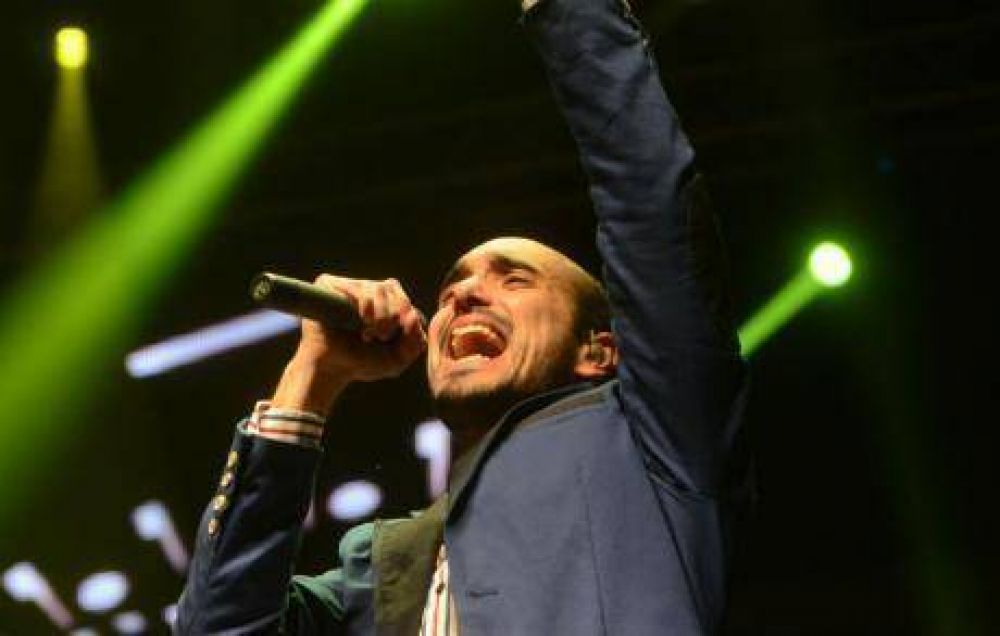 Se larg� el folclore, nom�s