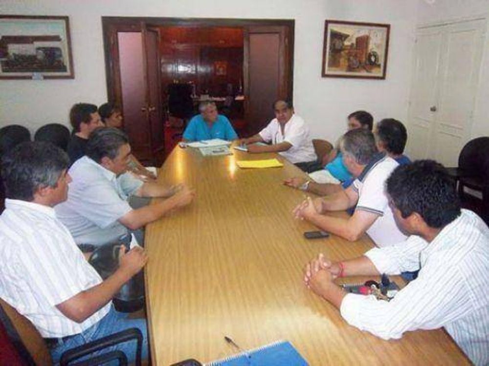 Goyanos se re�nen con el Vicegobernador por el problema energ�tico