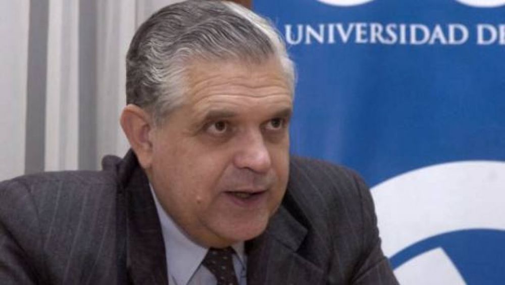 L�pez Murphy pronostic� fuerte presi�n sobre el d�lar este verano