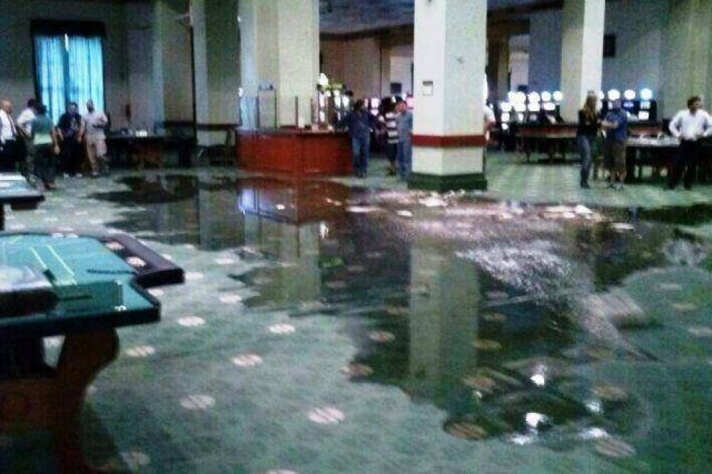 UNA CASCADA EN EL CASINO