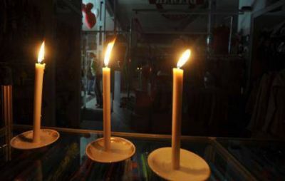 Unen sus voces para reclamar por los cortes