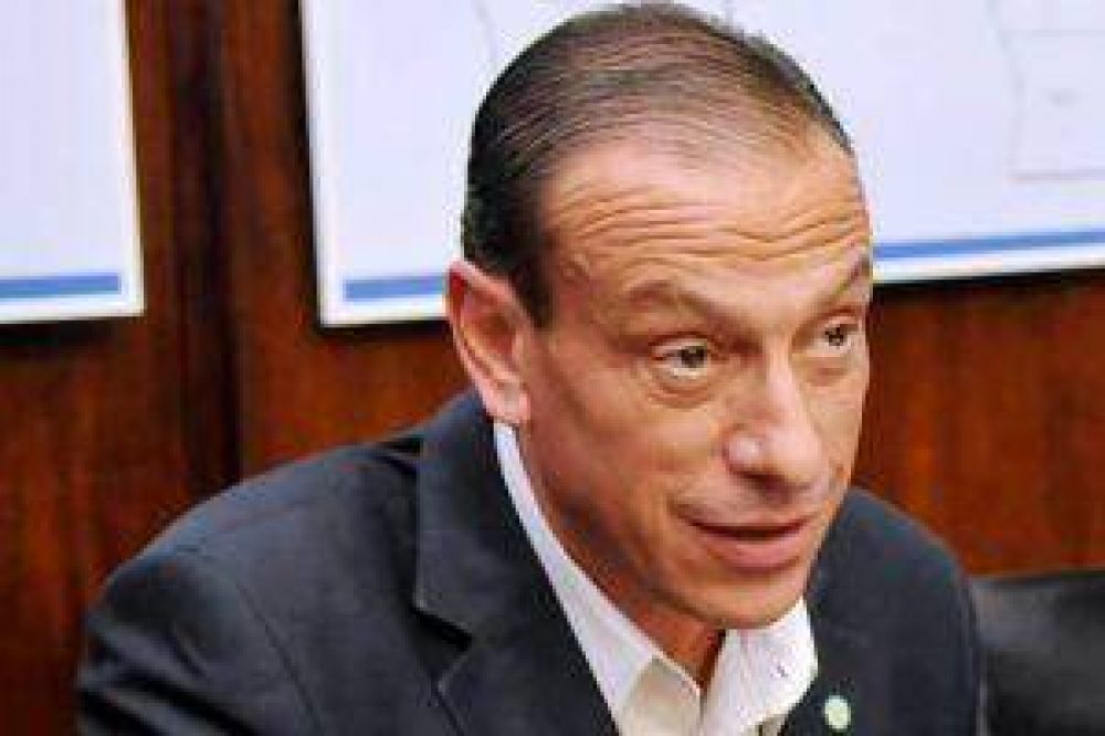 Intendente K le cobra a pacientes de otra ciudad que se atienden en el hospital municipal