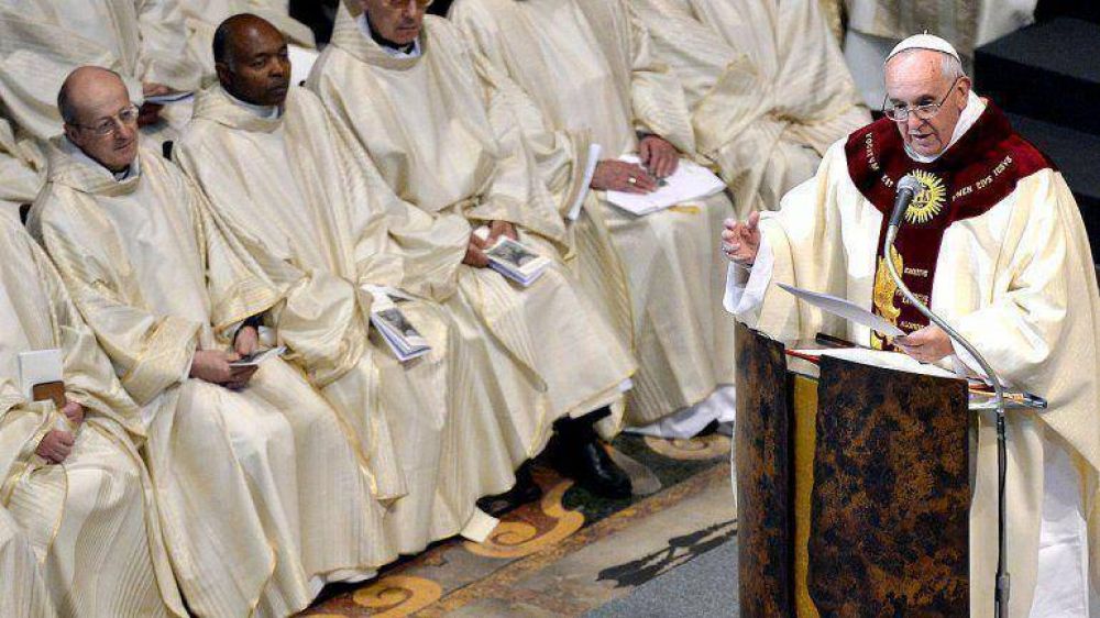 Francisco: "La Iglesia debe ser atractiva y despertar al mundo"