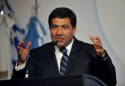 Entre el cepo y el "pa�s en democracia", el doble discurso de Ricardo Echegaray
