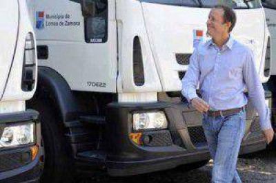Compran 40 camiones para realizar obras en los barrios