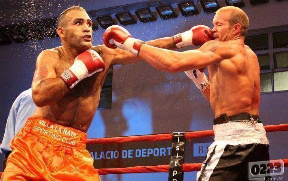 En una noche con pol�tica y boxeo, qued� reinaugurado el CEF N�1