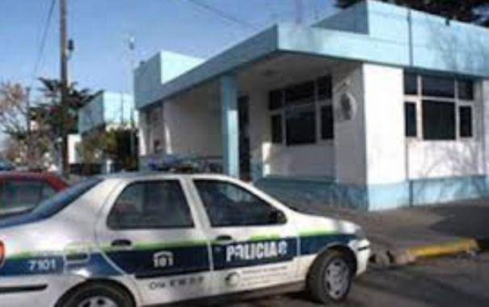 Detienen a dos menores de 13 que intentaron robar un auto