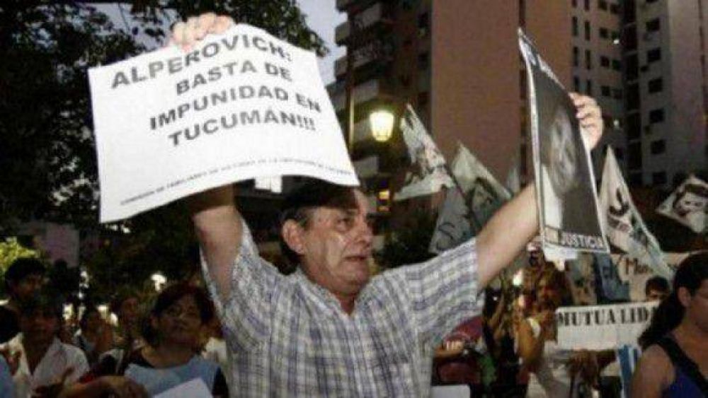 Amenazan de muerte al padre de Paulina Lebbos