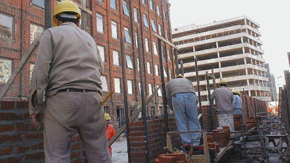 Gremialistas oficialistas y opositores hablaron de complicaciones en el escenario laboral	 