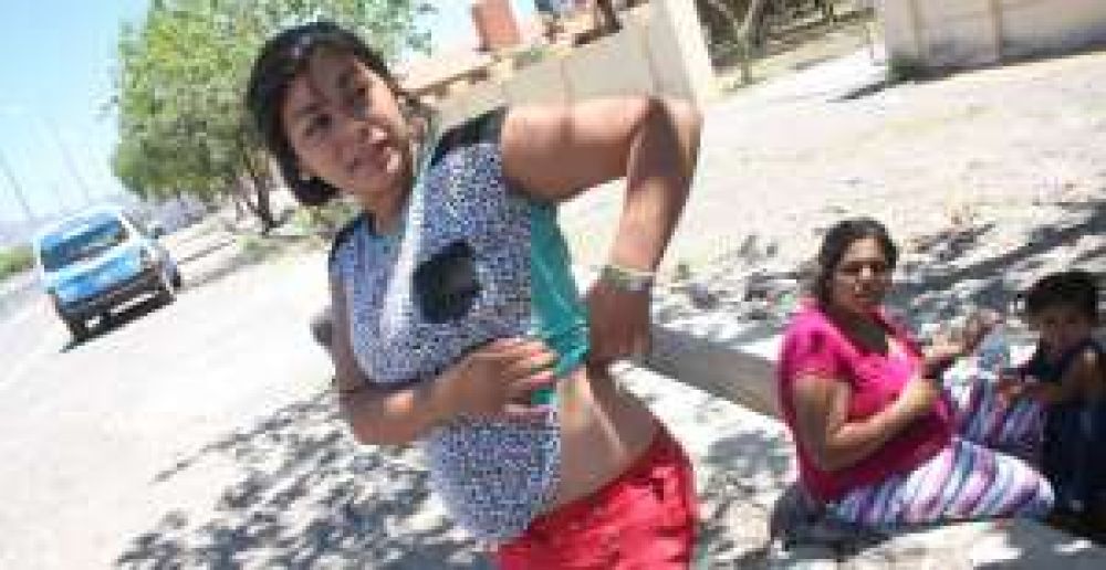 Asesinan a una beba en una pelea de bandas por drogas