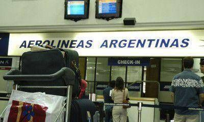 Malestar en el aeropuerto local tras la cancelaci�n de un vuelo a Chile