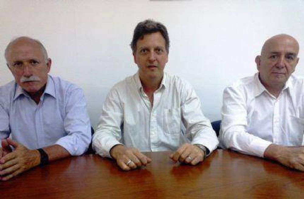 Defensores del Pueblo reclamaron se retrotraiga el aumento de los peajes 