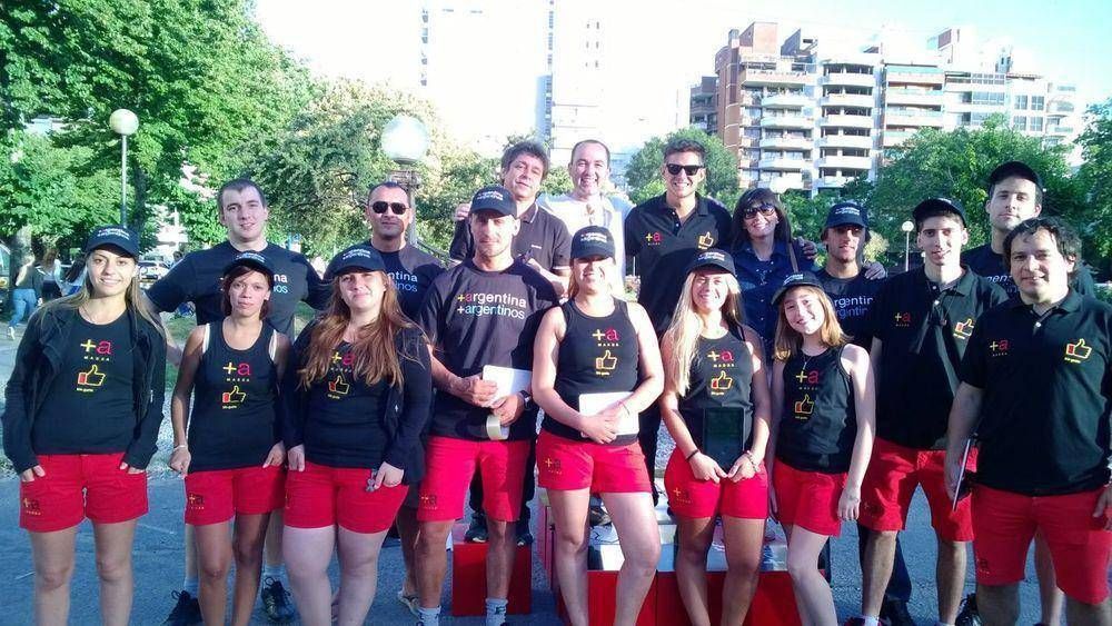 Lanza exitosamente la campa�a Mas Argentina en Mar del Plata