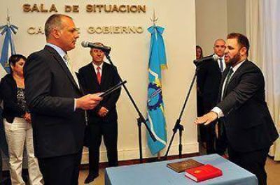 GLINSKI JUR� COMO NUEVO MINISTRO DE SEGURIDAD DE BUZZI