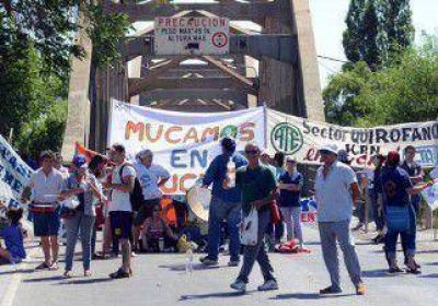 ATE no cede y sale a cortar las rutas 